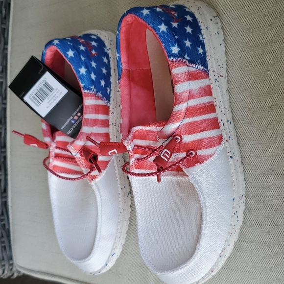 HEY DUDE WENDY'S AMERICANA TRI - Picture 2 of 9